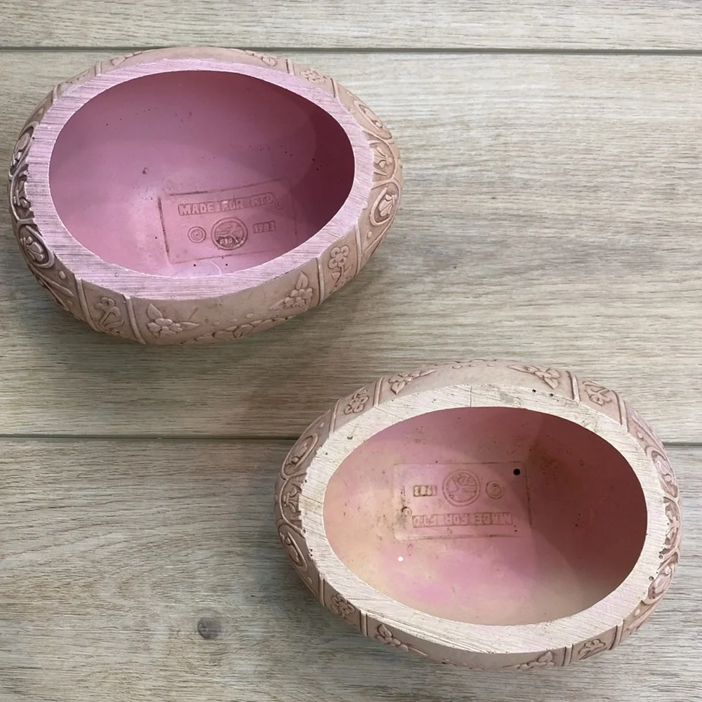 Vintage Easter‎ Egg Resin Planters Cache Pots
